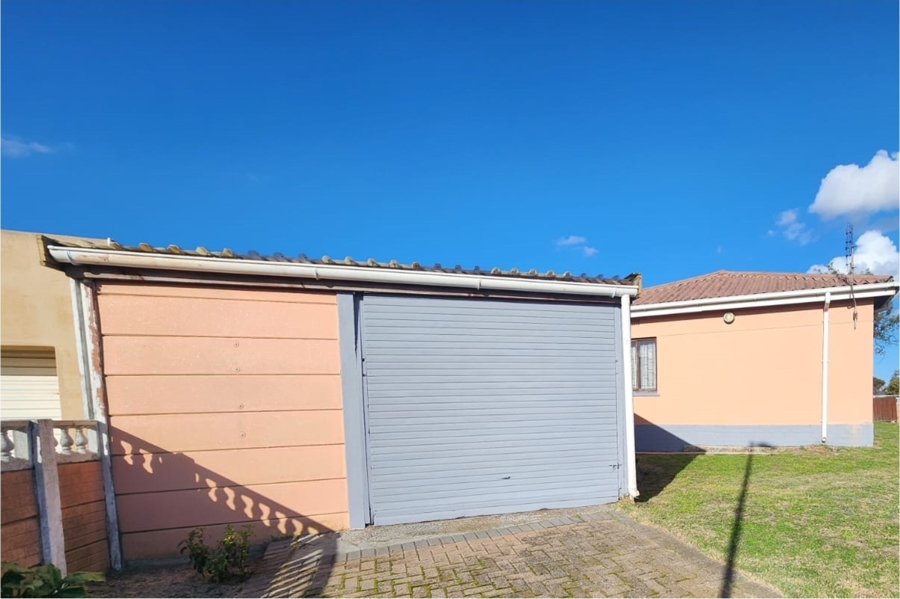 3 Bedroom Property for Sale in Ruyterwacht Western Cape